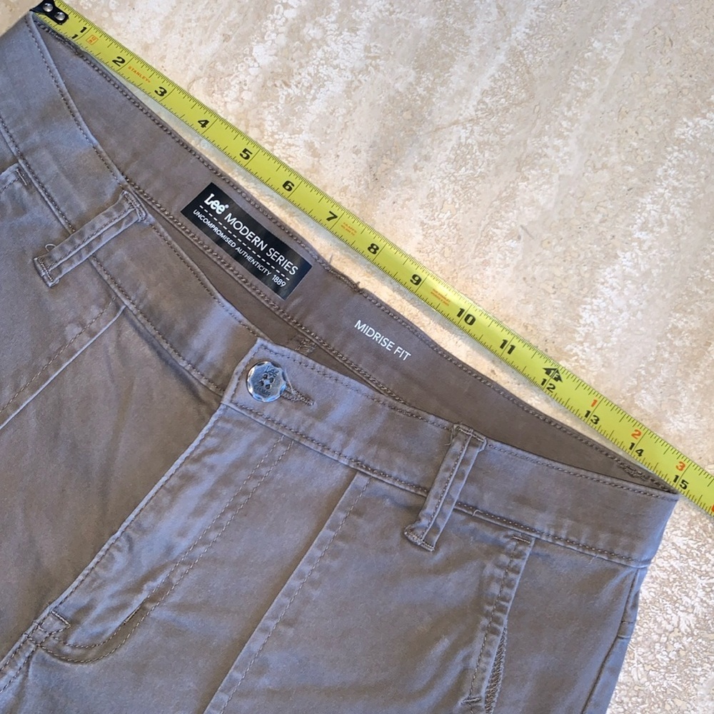 Lee jeans, Women's 10 khaki EUC skinny, mid rise, brushed cotton, pockets - Picture 16 of 17